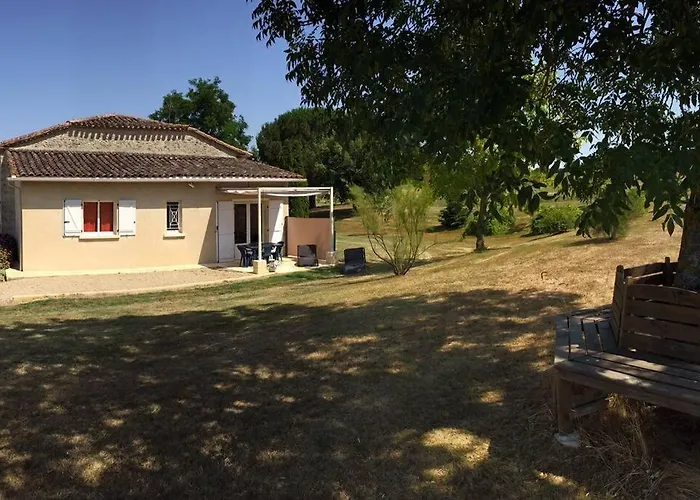 La Serenite Ferienhaus Saint-Vivien-de-Monségur